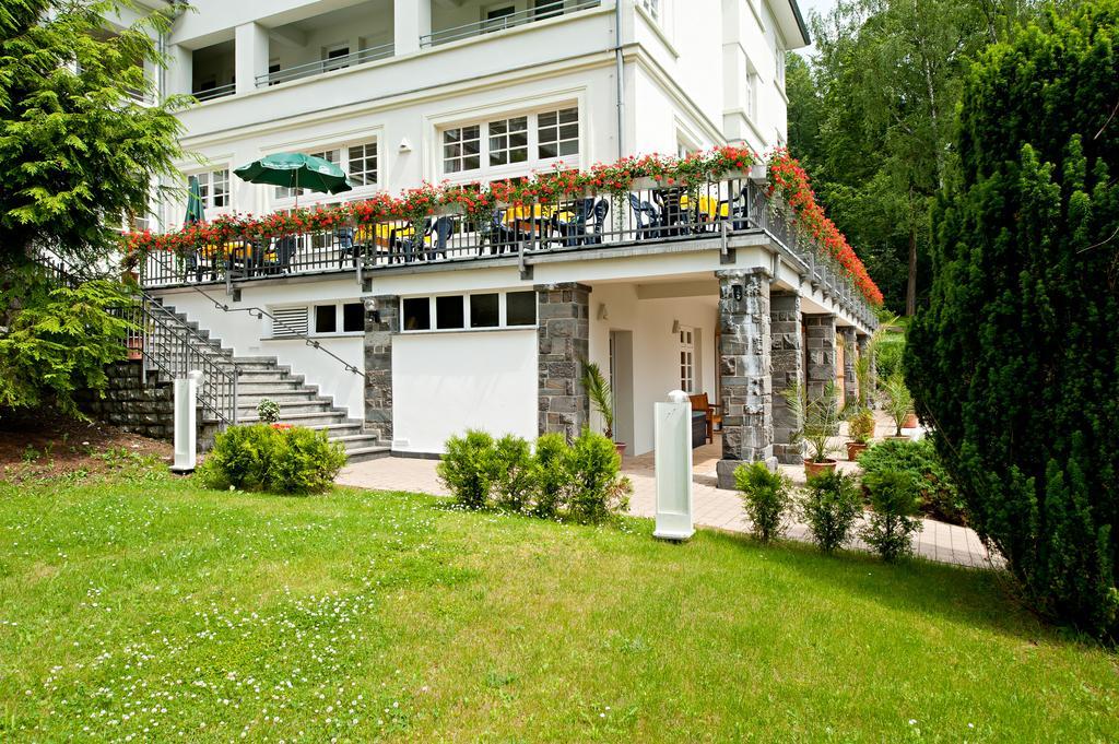 Vitalhotel Weisse Elster บัดเอลสเตอร์ ภายนอก รูปภาพ