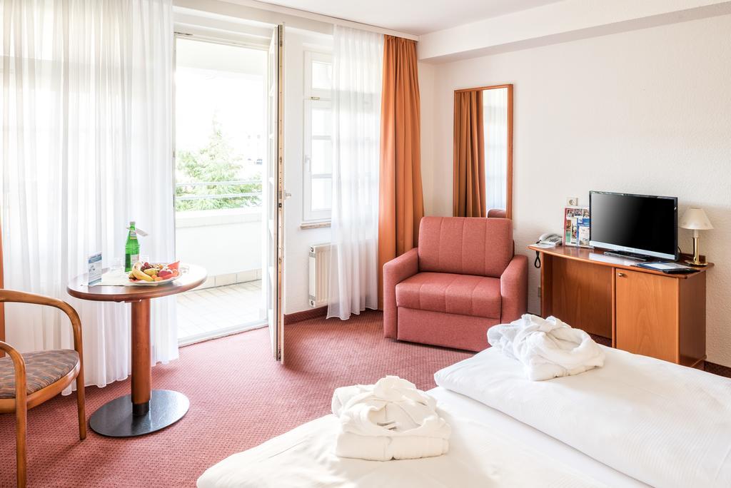 Vitalhotel Weisse Elster บัดเอลสเตอร์ ภายนอก รูปภาพ