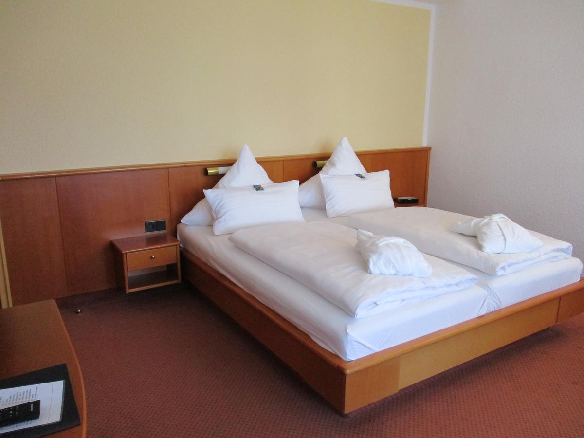 Vitalhotel Weisse Elster บัดเอลสเตอร์ ภายนอก รูปภาพ