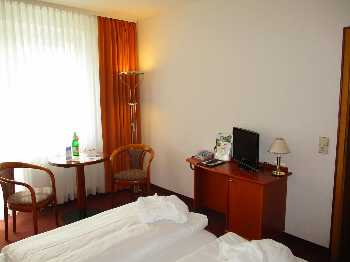 Vitalhotel Weisse Elster บัดเอลสเตอร์ ภายนอก รูปภาพ