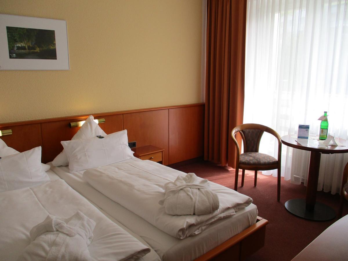 Vitalhotel Weisse Elster บัดเอลสเตอร์ ภายนอก รูปภาพ